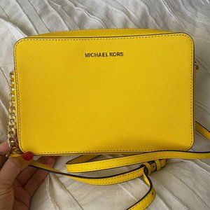 Michael Kors Saffiano Leather Crossbody Bag!